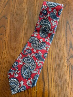 Men's Red Paisley Dress Tie - Classic Elegant Style